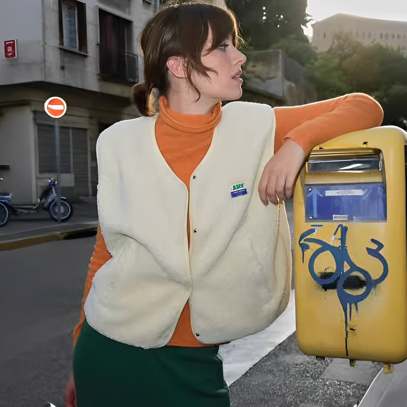 Alaia | Chaleco acolchado de mujer suave con botones y bolsillos | Aislante
