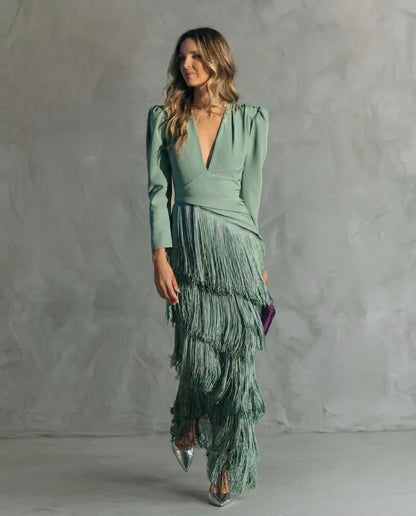 Rufina | Vestido midi elegante con flecos y escote en V