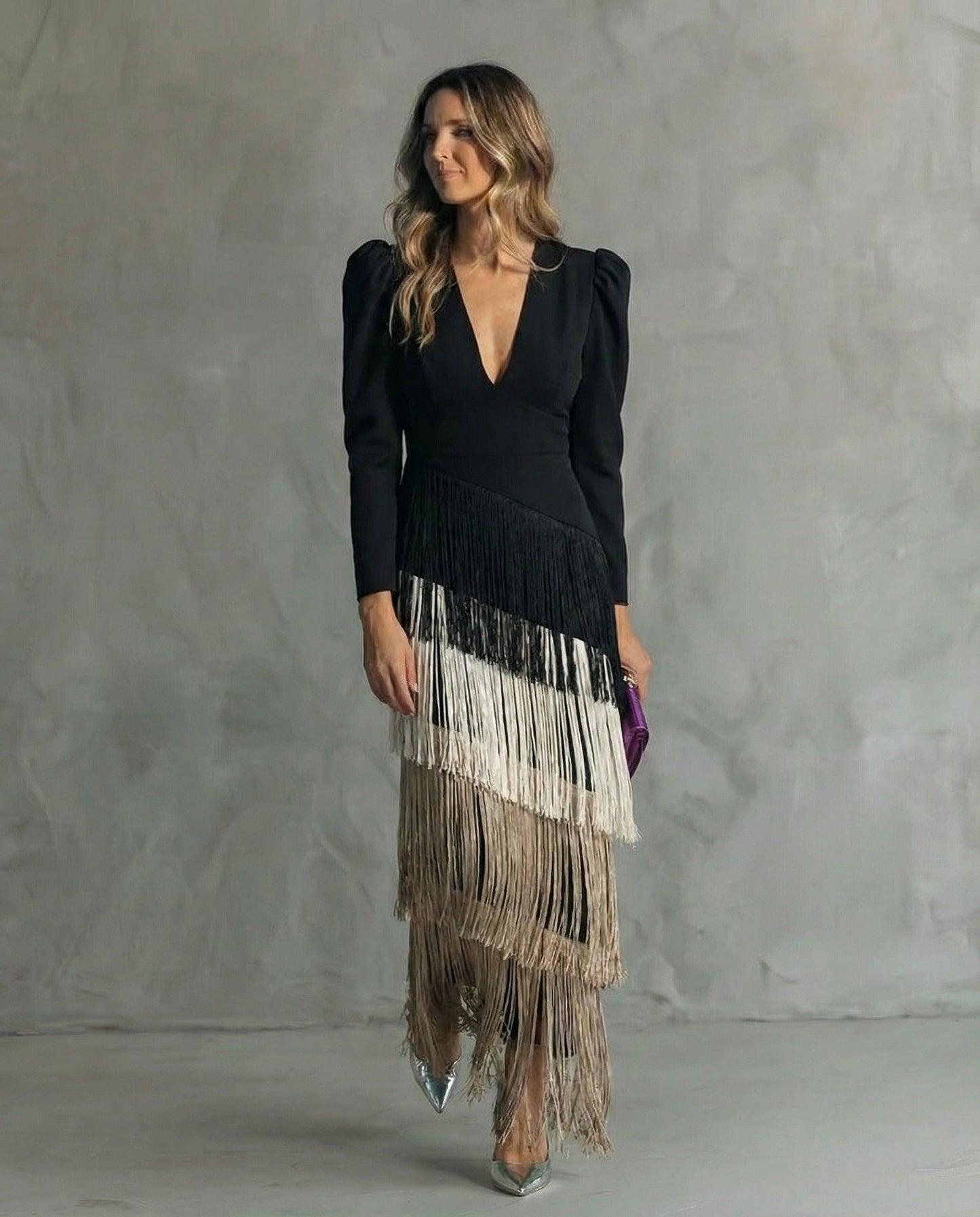Rufina | Vestido midi elegante con flecos y escote en V