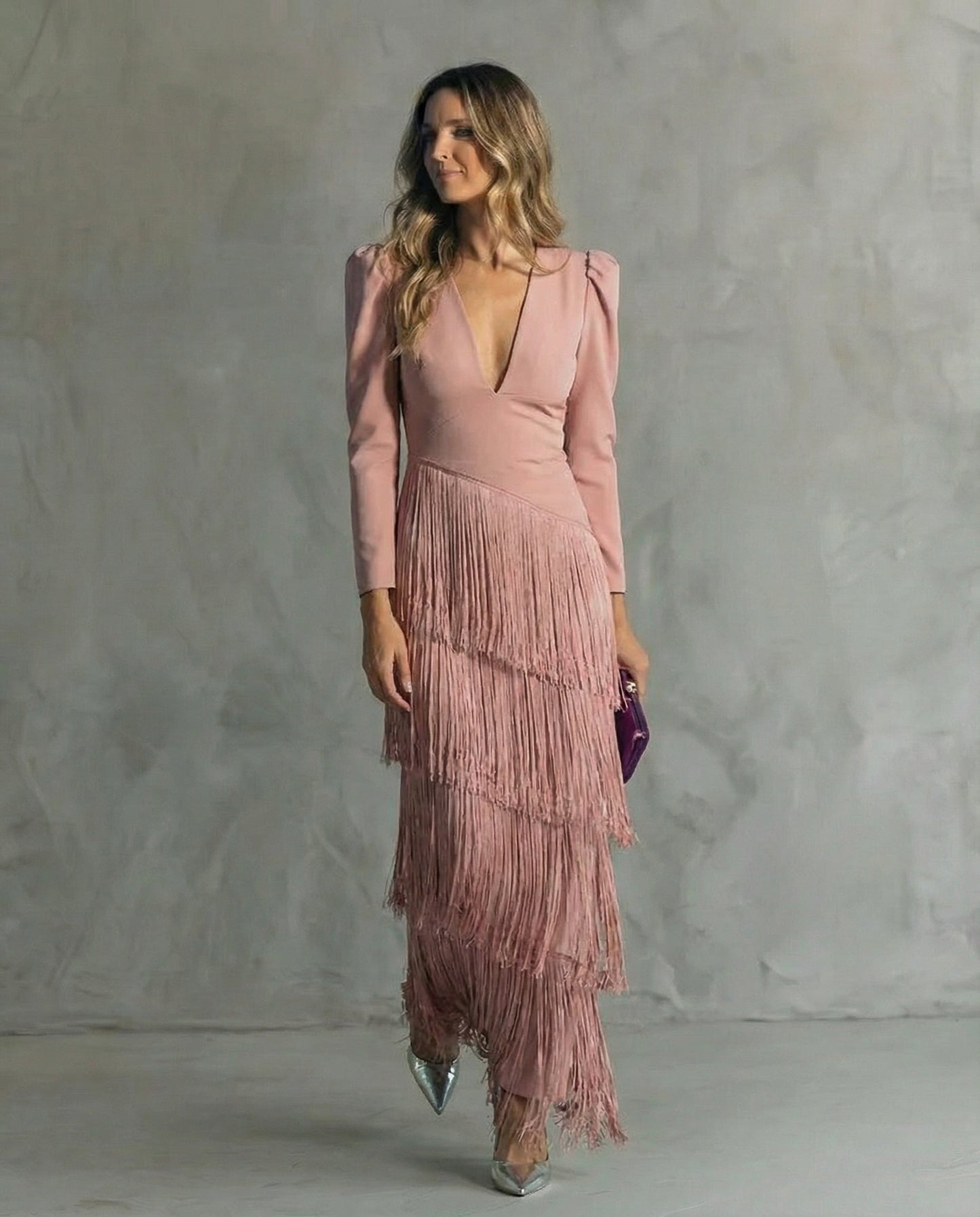 Rufina | Vestido midi elegante con flecos y escote en V