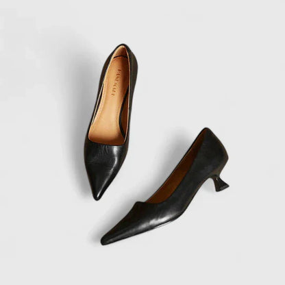 Isidora | Orthopädische Pumps mit spitzer Spitze und niedrigem Absatz  