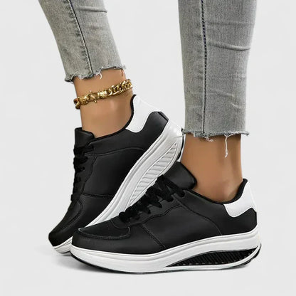 Carmela | orthopedic sneakers with elevated sole and laces