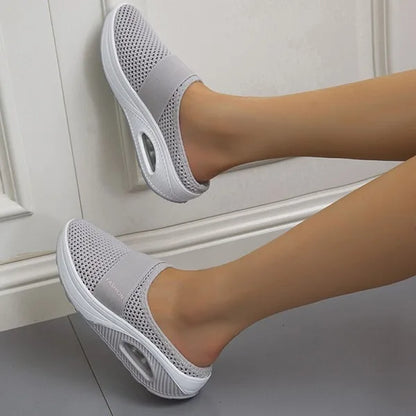 Manuela | Damensandalen ohne Verschluss mit atmungsaktivem Design  