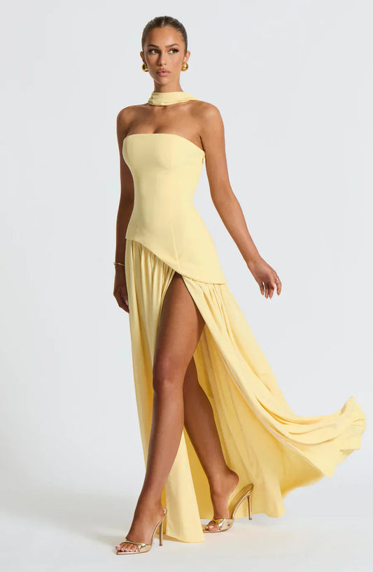 Talina | Asymmetrisches trägerloses Maxikleid für Damen