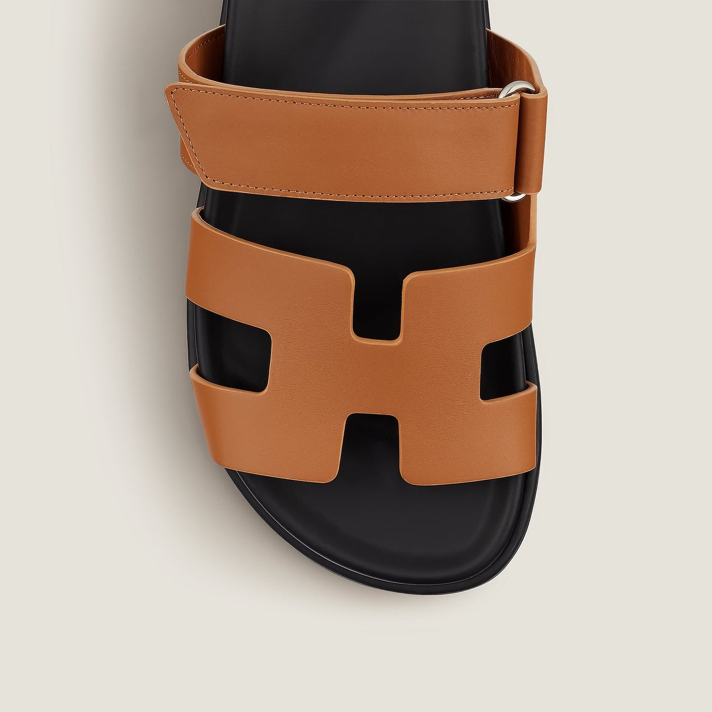 Martín | Sandalen mit verstellbarem Verschluss und breiten offenen Riemen
