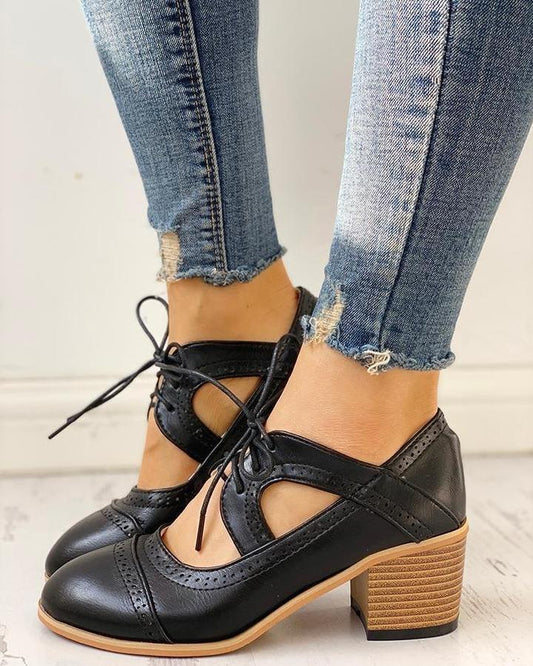 Beltrán | Damenschuhe mit T-Riemchen und Absatz