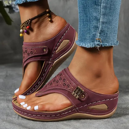 Natalia | Orthopädische Sandalen für Damen mit Riemen und gepolsterter Sohle  