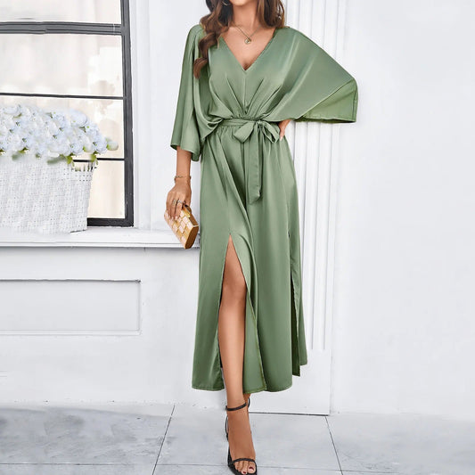 Socorro | Robe maxi avec décolleté en V et fente latérale