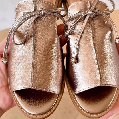 Liliana | Damensandalen mit verstellbarer Schleife und offener Spitze  