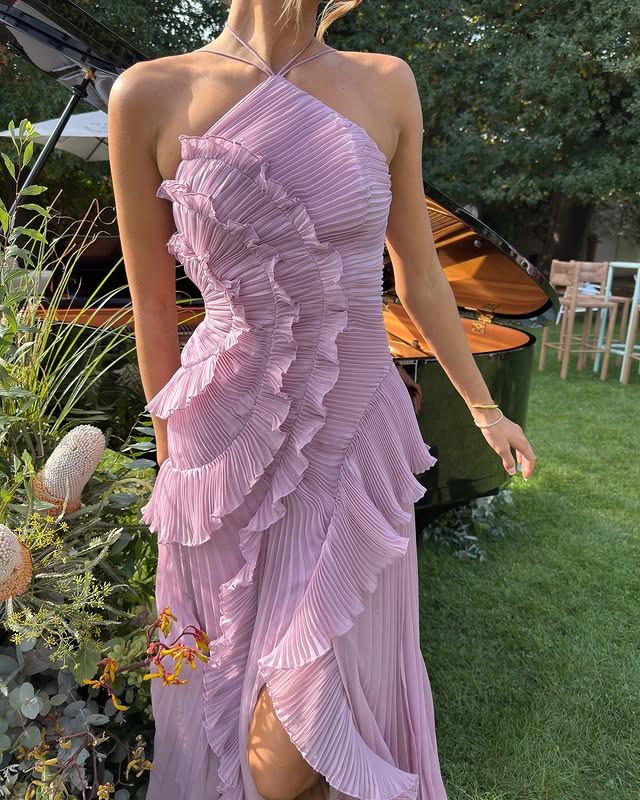 Elvira | Maxikleid für Damen mit einem schulterfreien Hochzeitsstil