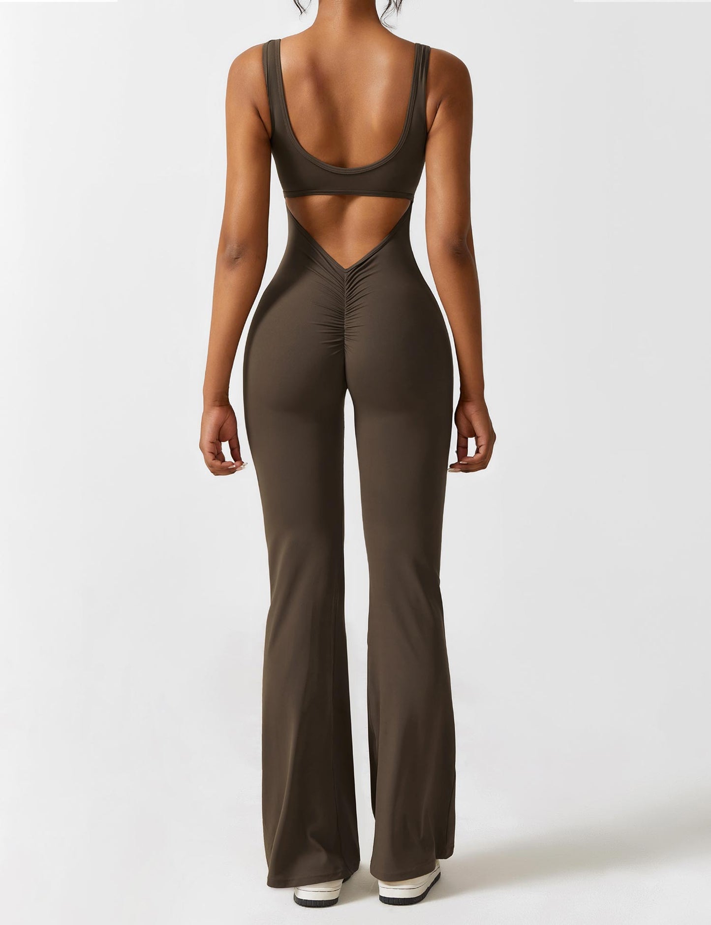 Adriana | Jumpsuit with open back and fitted flared cut