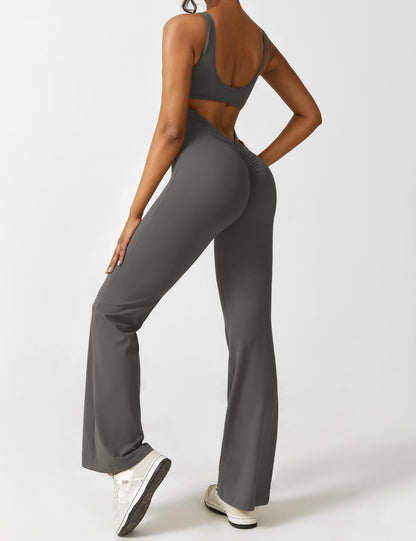 Adriana | Jumpsuit with open back and fitted flared cut